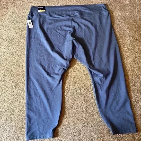 🆕
 Old Navy Blue Athletic Leggings Size 4X - Picture 3 of 5